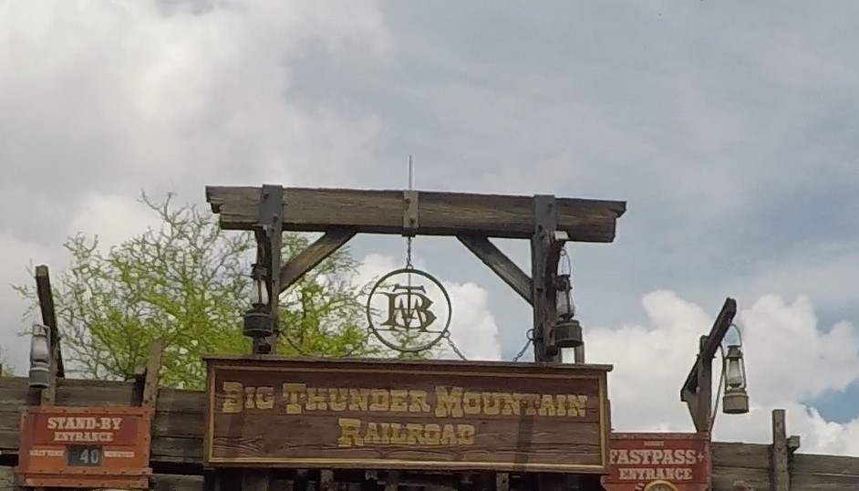 Thunder Mountain Railroad sign