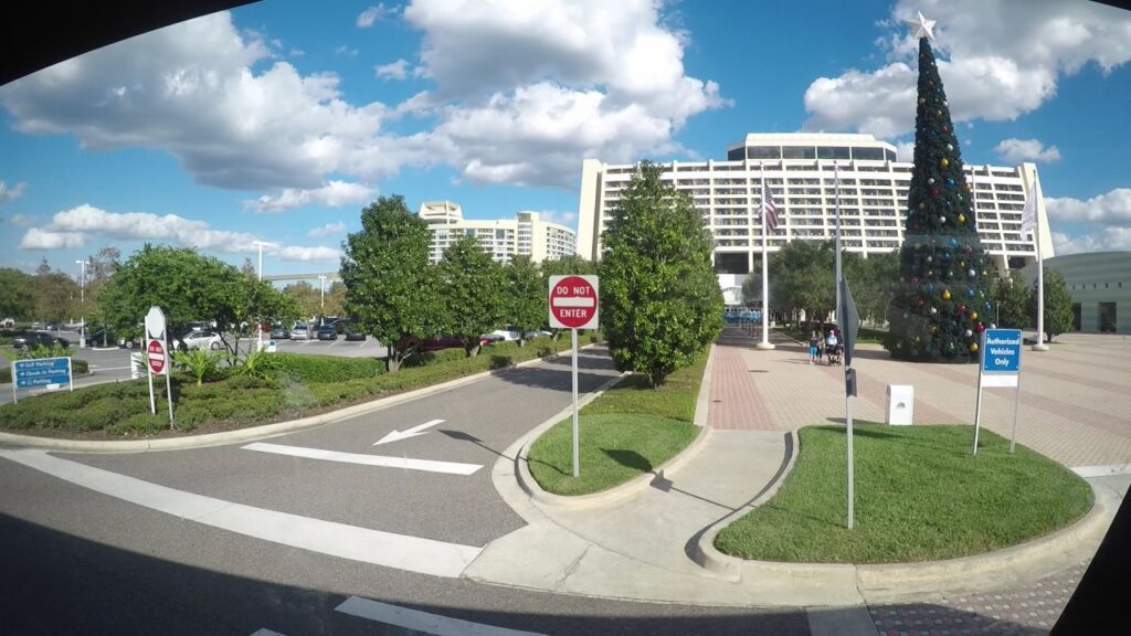 Arriving at the Contemporary Resort