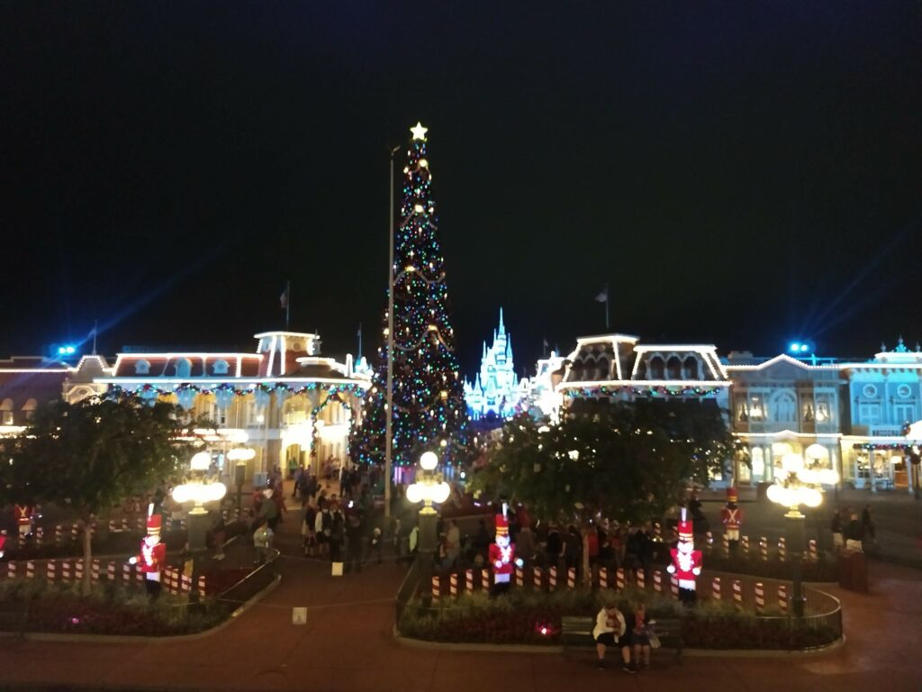 Mickeys Very Merry Christmas Party Main Street Decor